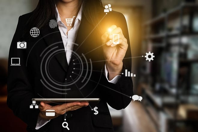 digital-marketing-media-in-virtual-icon-globe-shap-UW9Q4EY.jpg